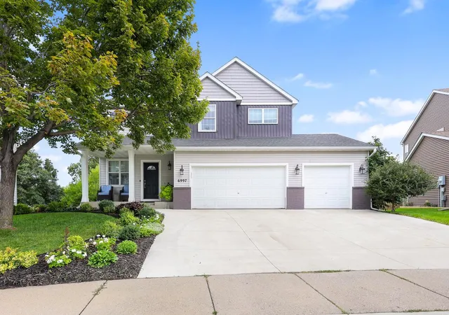 Photo 1 of Single family home for sale at 6997 Edington Cir, Shakopee, MN 55379 | MLS# 7134219 | Listing updated on 2026-08-29