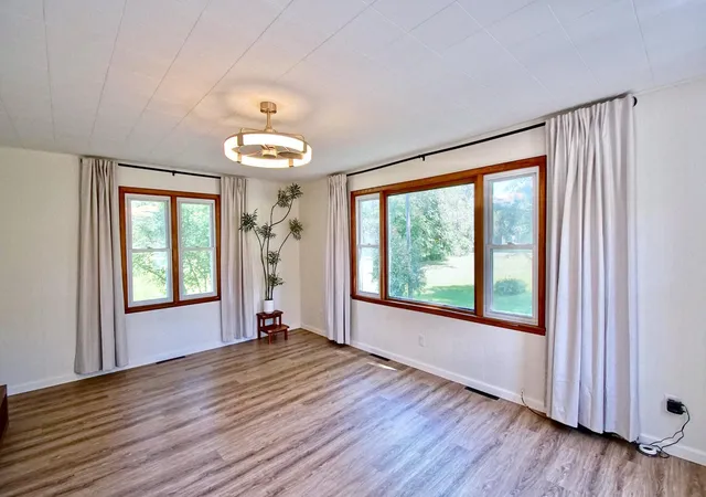 Photo 3 of Sale Pending at 8980 Old County Rd 23, Winona, MN 55987 | MLS# 7134220 | Listing updated on 2026-09-06