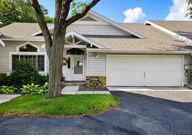 Photo 1 of Single family home for sale at 3823 Minnesota Ln N, Plymouth, MN 55446 | MLS# 7134223 | Listing updated on 2026-08-31