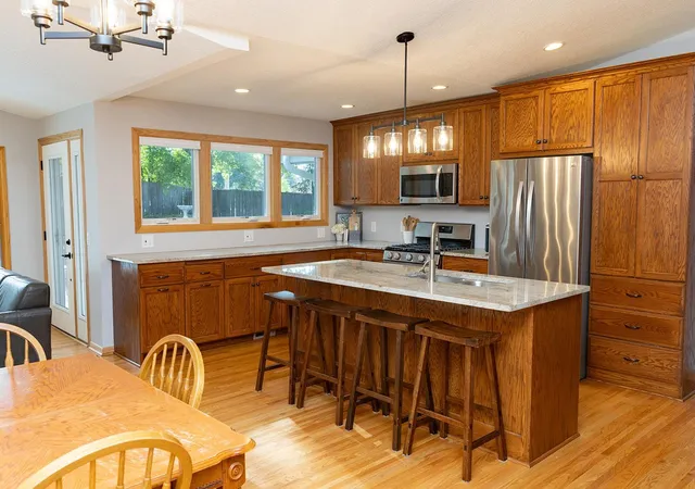 Photo 4 of Sale Pending at 801 Continental Dr, New Brighton, MN 55112 | MLS# 7134272 | Listing updated on 2026-09-12