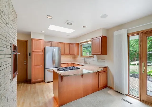 Photo 4 of Sale Pending at 2430 Vale Crest Rd, Golden Valley, MN 55422 | MLS# 7134312 | Listing updated on 2026-09-03