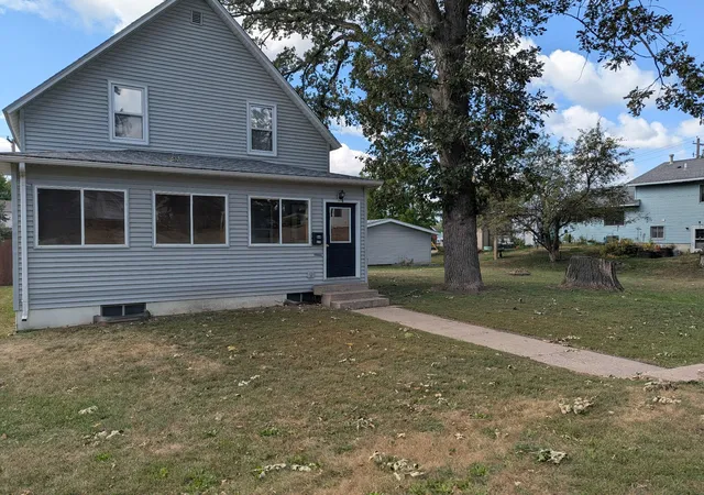 Photo 1 of Single family home for sale at 319 Watkins St, Mora, MN 55051 | MLS# 7134313 | Listing updated on 2026-09-02