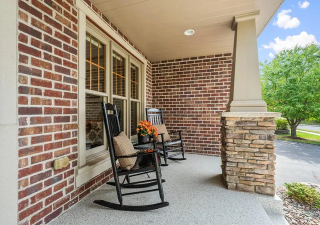 Photo 3 of Single family home for sale at 1106 Overlook Ln, Carver, MN 55315 | MLS# 7134334 | Listing updated on 2026-10-10