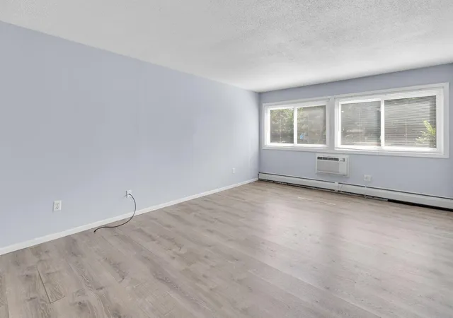 Photo 3 of Condo for sale at 2616 Harriet Ave #104, Minneapolis, MN 55408 | MLS# 7134335 | Listing updated on 2026-09-03