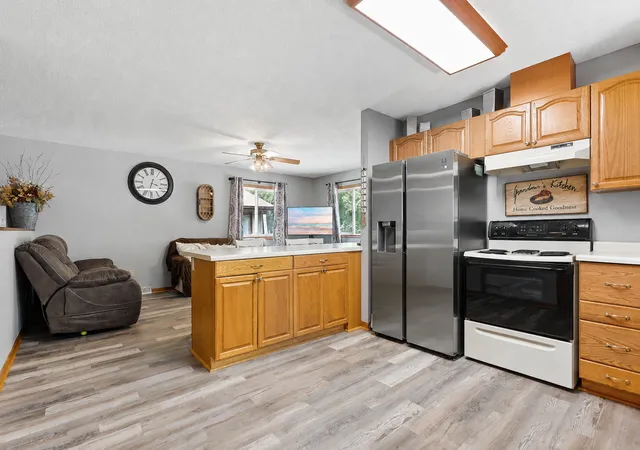 Photo 3 of Single family home for sale at 141 36Th Ave N, Saint Cloud, MN 56303 | MLS# 7134337 | Listing updated on 2026-09-25