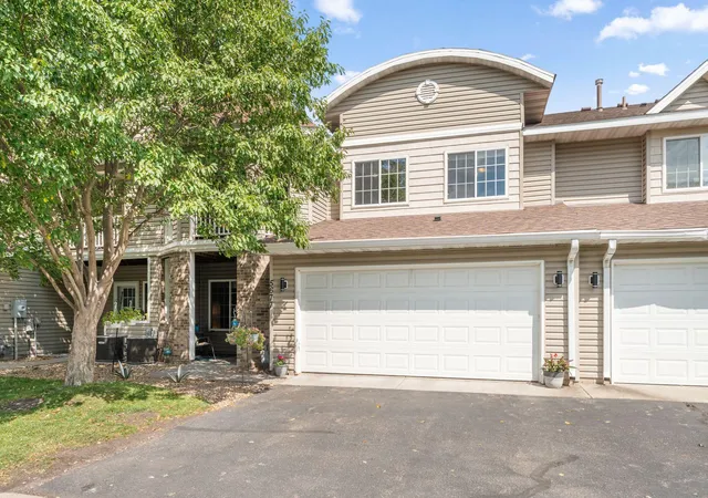 Photo 1 of Single family home for sale at 5677 100th Ln N, Brooklyn Park, MN 55443 | MLS# 7134350 | Listing updated on 2026-08-31