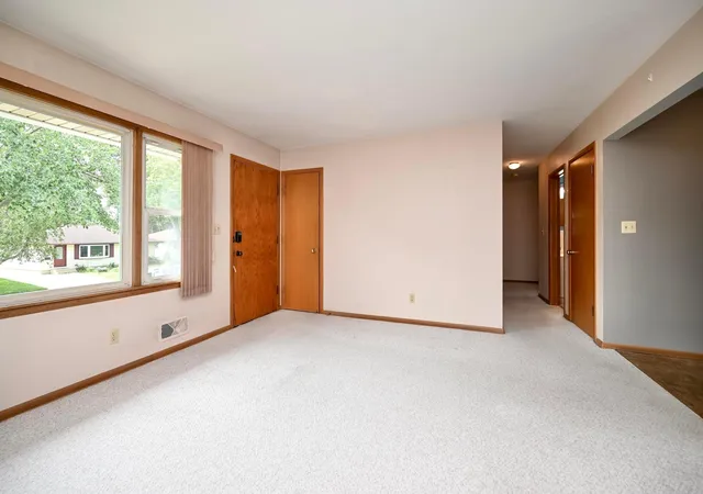 Photo 3 of Sale Pending at 2311 18Th St Nw, Rochester, MN 55901 | MLS# 7134356 | Listing updated on 2026-08-31