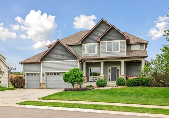 Photo 1 of Single family home for sale at 18274 Imagery Ln, Lakeville, MN 55044 | MLS# 7134389 | Listing updated on 2026-09-22