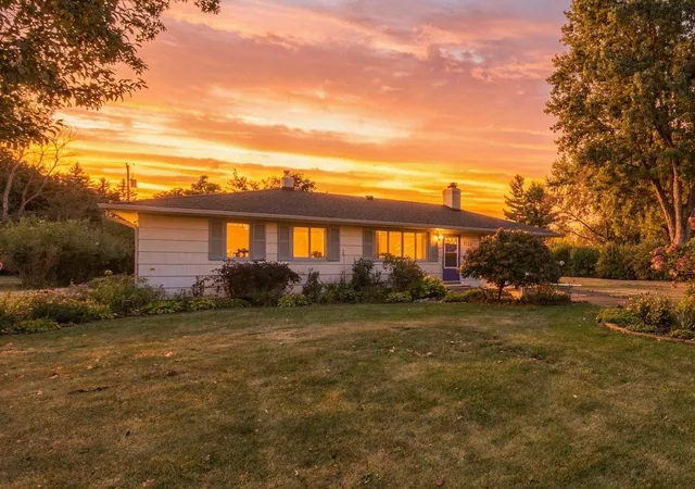 Photo 3 of Single family home for sale at 6720 W 175th Avenue, Eden Prairie, MN 55346 | MLS# 7134410 | Listing updated on 2026-09-18