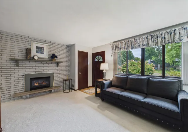 Photo 3 of Single family home for sale at 6720 W 175th Avenue, Eden Prairie, MN 55346 | MLS# 7134410 | Listing updated on 2026-09-18