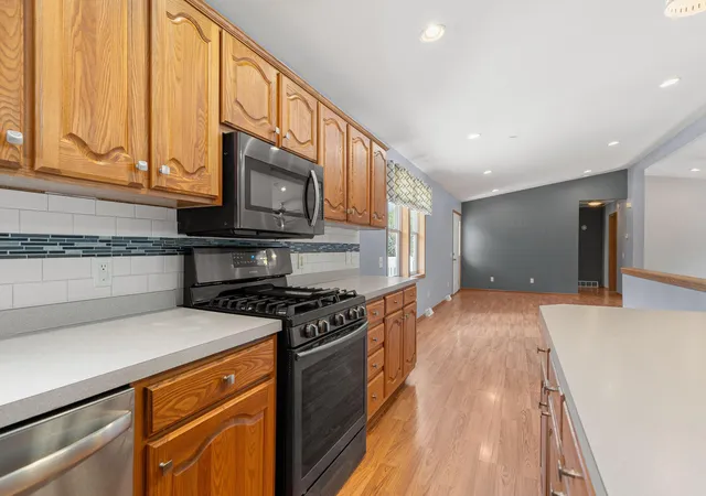 Photo 4 of Single family home for sale at 215 2nd Avenue NE, Hayfield, MN 55940 | MLS# 7134414 | Listing updated on 2026-09-29