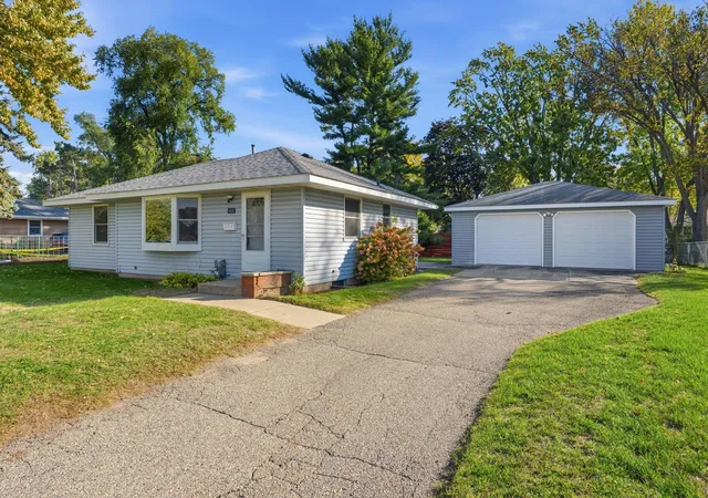 Photo 1 of Single family home for sale at 9025 10th Avenue S, Minneapolis, MN 55420 | MLS# 7134422 | Listing updated on 2026-10-20