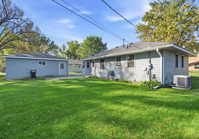 Photo 3 of Single family home for sale at 9025 10th Avenue S, Minneapolis, MN 55420 | MLS# 7134422 | Listing updated on 2026-10-27