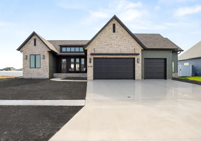 Photo 1 of Single family home for sale at 4749 11th St W, West Fargo, ND 58078 | MLS# 7134424 | Listing updated on 2026-08-28