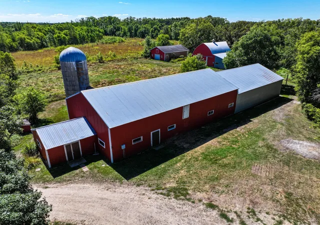 Photo 3 of Single family home for sale at 2668 County Rd 78 SE, Osakis, MN 56360 | MLS# 7134435 | Listing updated on 2026-09-21
