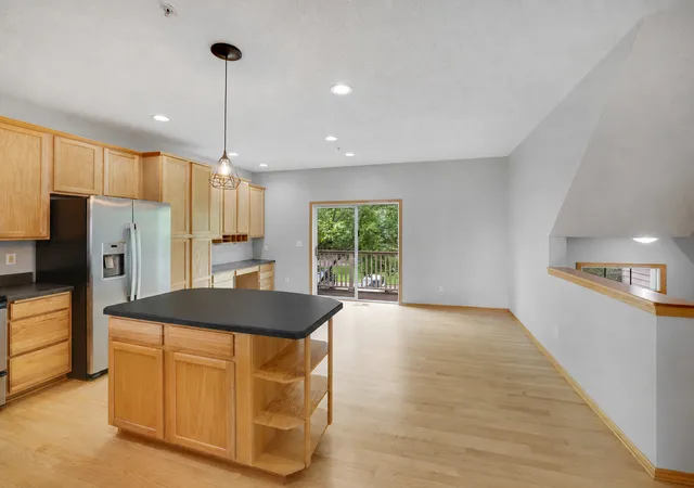 Photo 3 of Single family home for sale at 13761 54Th Ave N, Plymouth, MN 55446 | MLS# 7134445 | Listing updated on 2026-08-29