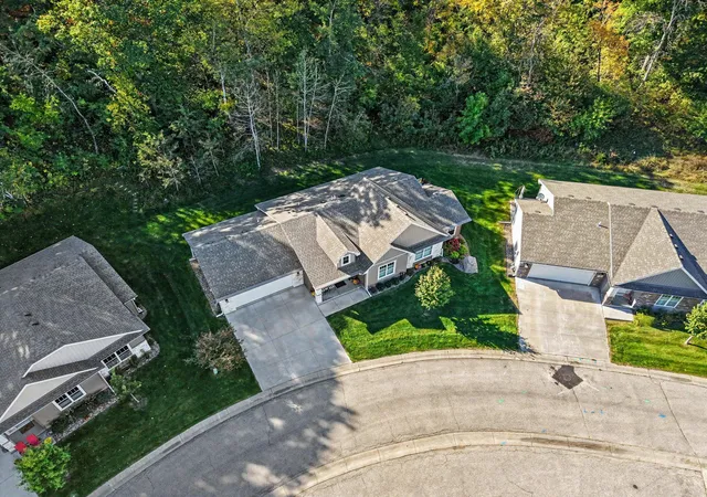 Photo 3 of Sale Pending at 1148 Hewitt Blvd, Red Wing, MN 55066 | MLS# 7134451 | Listing updated on 2026-10-09