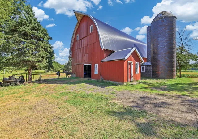 Photo 1 of Single family home for sale at 24951 Meridian Cir, Belle Plaine, MN 56011 | MLS# 7134464 | Listing updated on 2026-10-04