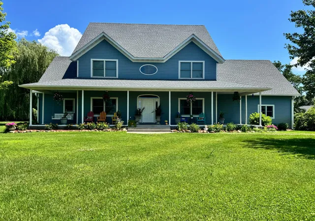 Photo 1 of Single family home for sale at 34693 Wells Creek Ct, Frontenac, MN 55026 | MLS# 7134465 | Listing updated on 2026-09-01