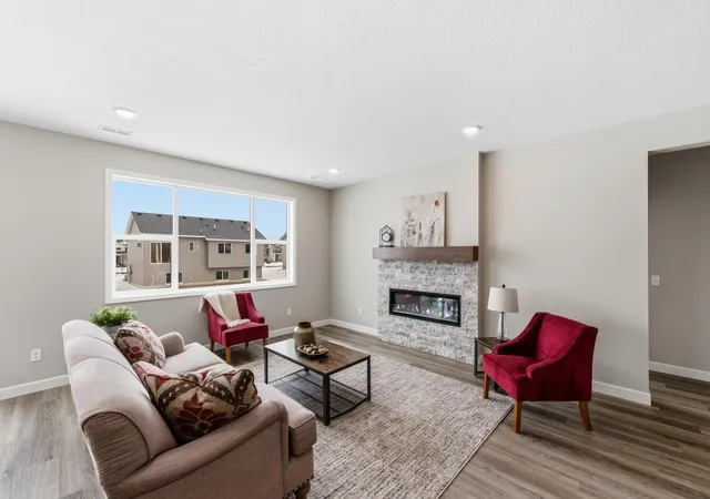 5th image of 1037 E Meadowsweet Dr, River Falls, WI 54022 | MLS# 7134485