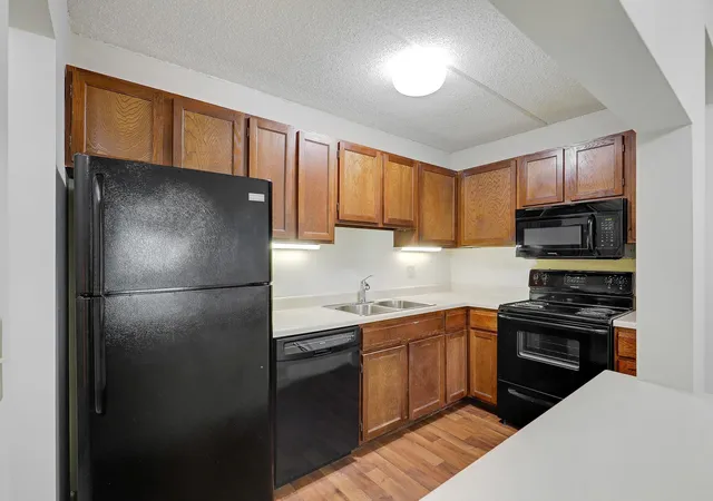 Photo 3 of Condo for sale at 10411 Cedar Lake Rd #208, Minnetonka, MN 55305 | MLS# 7134504 | Listing updated on 2026-08-29