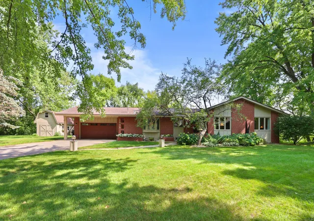 Photo 1 of Single family home for sale at 2502 Island View Dr, Saint Cloud, MN 56301 | MLS# 7134513 | Listing updated on 2026-10-03