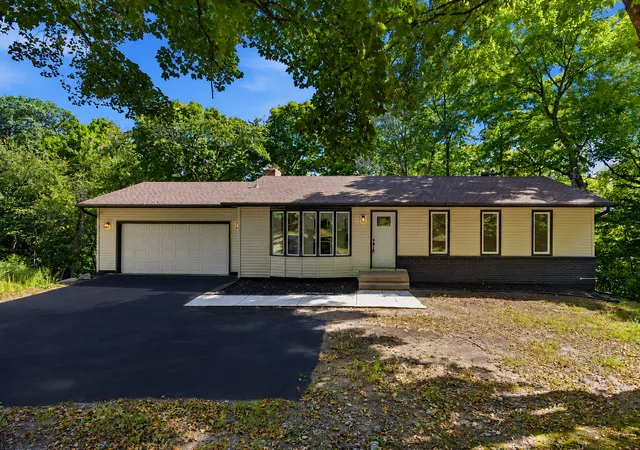 Photo 1 of Single family home for sale at 1176 Jaber Ave Se, Buffalo, MN 55313 | MLS# 7134516 | Listing updated on 2026-09-17