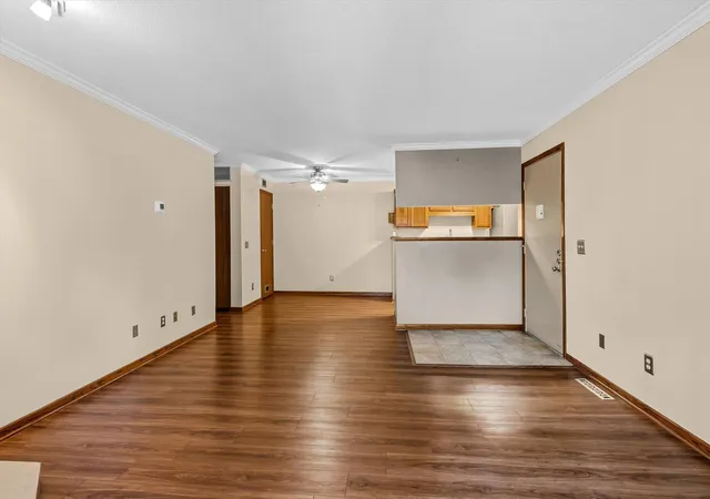 Photo 4 of Condo for sale at 2296 Benson Ave #G, Saint Paul, MN 55116 | MLS# 7134523 | Listing updated on 2026-08-28