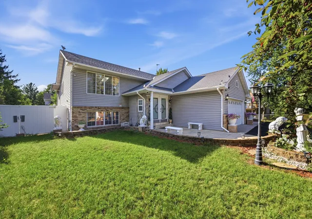 Photo 2 of Single family home for sale at 38554 8th Ave, North Branch, MN 55056 | MLS# 7134526 | Listing updated on 2026-09-03