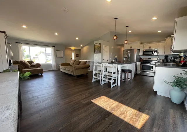 Photo 4 of Sale Pending at 531 Glynn Ave Ne, Grand Meadow, MN 55936 | MLS# 7134535 | Listing updated on 2026-09-03