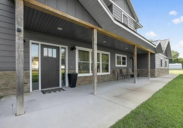 Photo 3 of Single family home for sale at 31634 Csah 2, Litchfield, MN 55355 | MLS# 7134559 | Listing updated on 2026-09-04