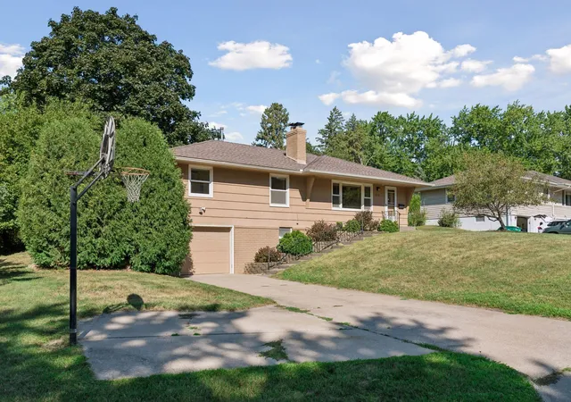 Photo 3 of Single family home for sale at 8224 Xerxes Ave S, Bloomington, MN 55431 | MLS# 7134586 | Listing updated on 2026-08-28