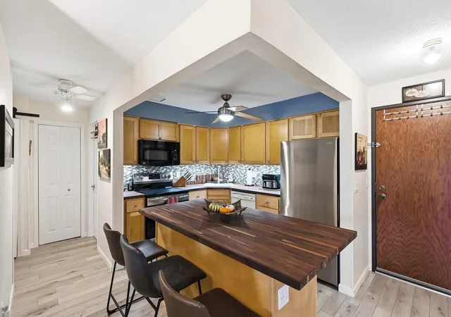 Photo 1 of Condo for sale at 999 41st Avenue Ne #210, Minneapolis, MN 55421 | MLS# 7134600 | Listing updated on 2026-10-26
