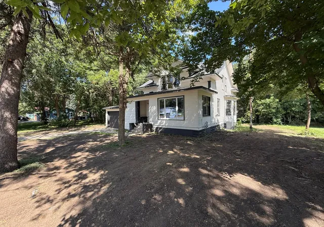 Photo 2 of Single family home for sale at 401 2nd St N, Atwater, MN 56209 | MLS# 7134609 | Listing updated on 2026-08-31