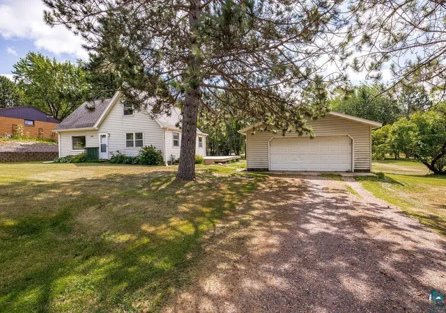 1st image of 2840 Hagberg St, Duluth, MN 55811 | MLS# 7134615