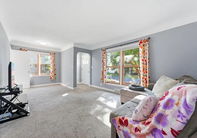 Photo 3 of Single family home for sale at 1796 Kennard St, Saint Paul, MN 55109 | MLS# 7134636 | Listing updated on 2026-09-05