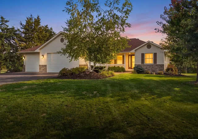 Photo 1 of Single family home for sale at 24125 Miller Ave, Chisago City, MN 55013 | MLS# 7134640 | Listing updated on 2026-10-09