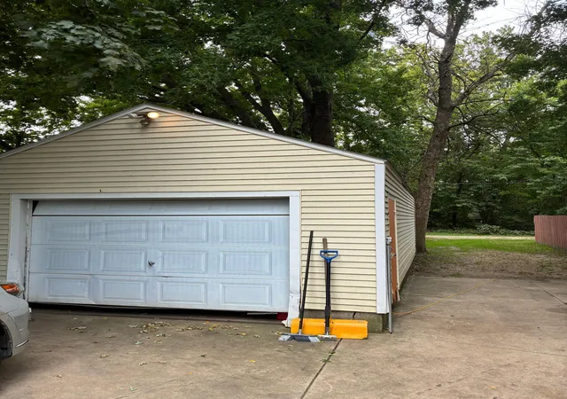 Photo 3 of Single family home for sale at 10230 Bixby Pl, Blooming Prairie, MN 55917 | MLS# 7134641 | Listing updated on 2026-08-28