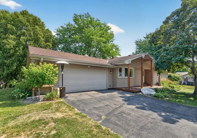 Photo 2 of Single family home for sale at 12912 18th Ave S, Burnsville, MN 55337 | MLS# 7134654 | Listing updated on 2026-08-28