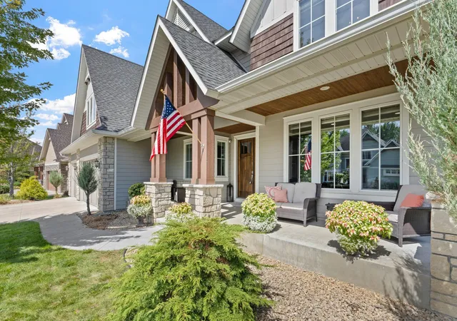 Photo 3 of Single family home for sale at 17276 62Nd Ave N, Maple Grove, MN 55311 | MLS# 7134665 | Listing updated on 2026-09-03