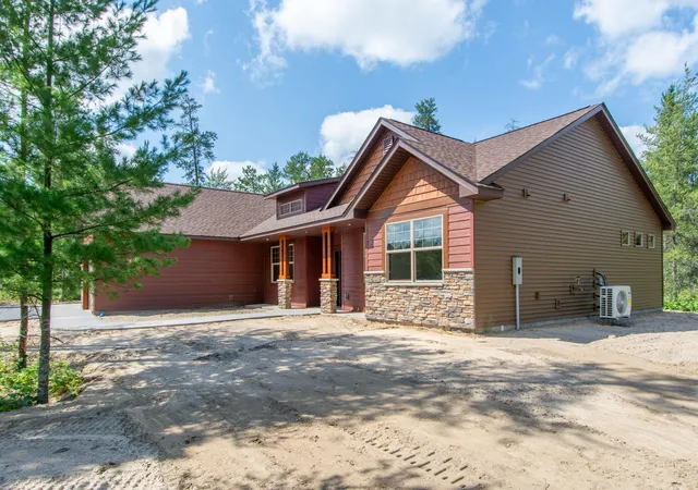 Photo 2 of Single family home for sale at 11775 Forestview Dr, Baxter, MN 56425 | MLS# 7134686 | Listing updated on 2026-09-19