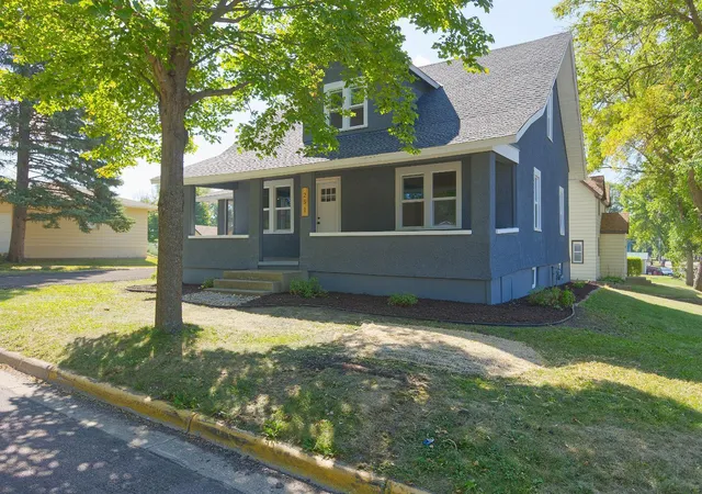 Photo 1 of Single family home for sale at 251 Winsted Ave W, Winsted, MN 55395 | MLS# 7134710 | Listing updated on 2026-09-02
