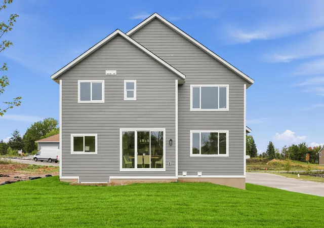 Photo 3 of Single family home for sale at 7195 Agate Trl, Inver Grove Heights, MN 55077 | MLS# 7134729 | Listing updated on 2026-09-21