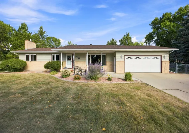 Photo 1 of Single family home for sale at 3657 River Dr S, Fargo, ND 58104 | MLS# 7134743 | Listing updated on 2026-09-14