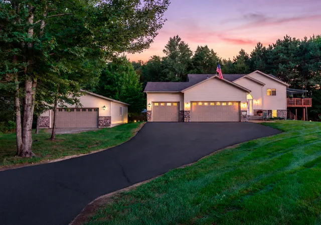 Photo 1 of Single family home for sale at 4989 355th Street, North Branch, MN 55056 | MLS# 7134771 | Listing updated on 2026-09-18