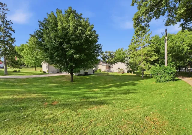 Photo 4 of Sale Pending at 217 2Nd Ave Ne, New London, MN 56273 | MLS# 7134785 | Listing updated on 2026-10-15