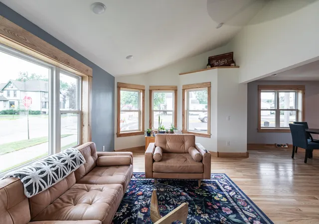 Photo 3 of Sale Pending at 778 E 3Rd St, Winona, MN 55987 | MLS# 7134787 | Listing updated on 2026-09-01