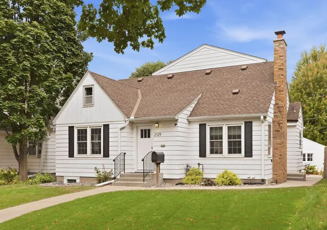 Photo 2 of Single family home for sale at 2129 Hartford Ave, Saint Paul, MN 55116 | MLS# 7134806 | Listing updated on 2026-09-16