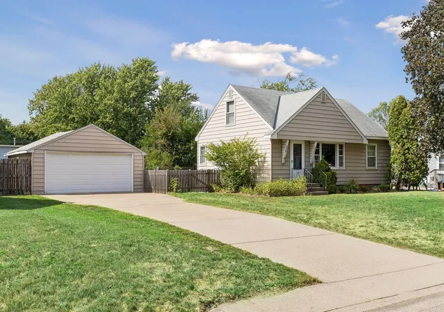 Single family home for sale at 2578 17th Avenue NW, Saint Paul, MN 55112 | MLS# 7134810