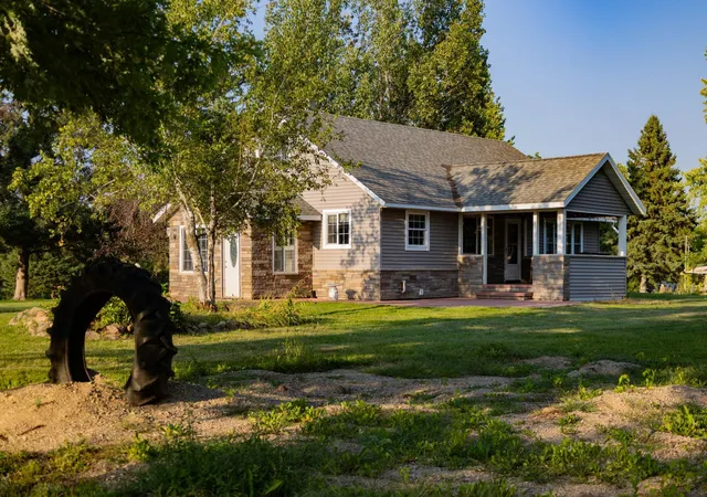 Photo 4 of Sale Pending at 36808 550Th Ave, New York Mills, MN 56567 | MLS# 7134863 | Listing updated on 2026-09-08